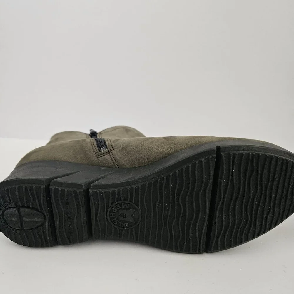 Mephisto Women's Margaux Boot in Muted Green Gray Suede Size 6